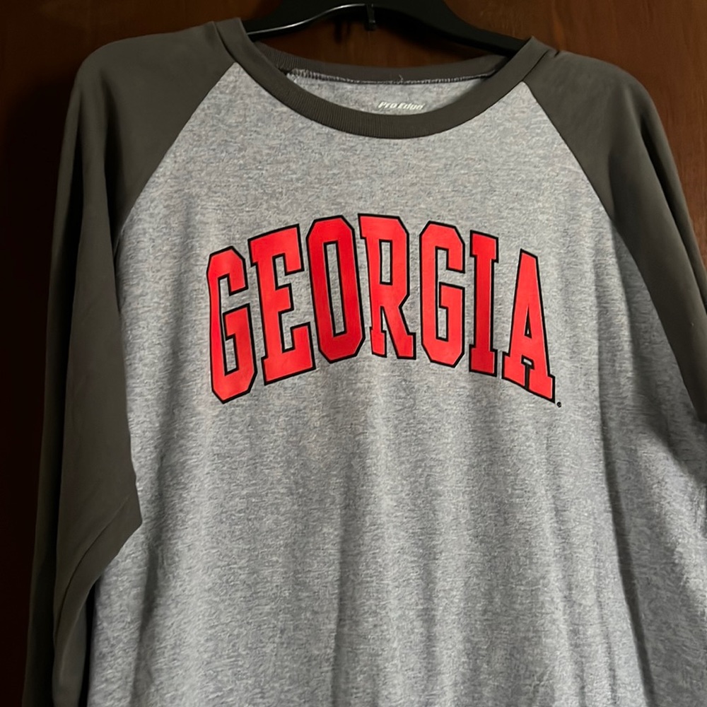 NWT Georgia Bulldogs long sleeved tshirt.